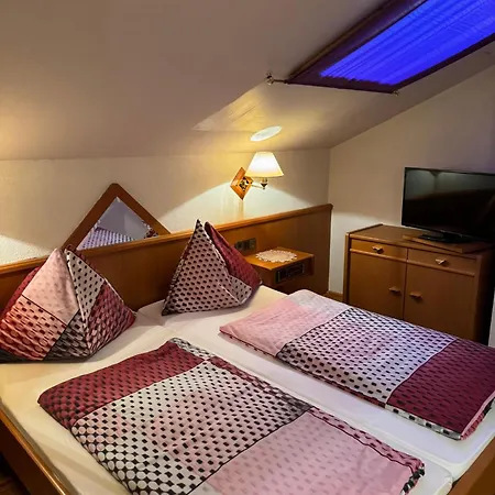 Torwirt Hotel *