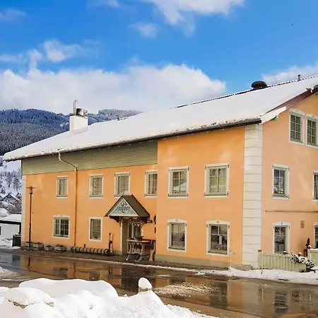 Torwirt Hotel *