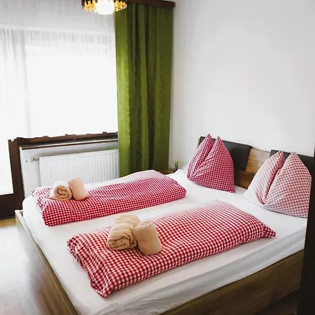 Hotel Torwirt *